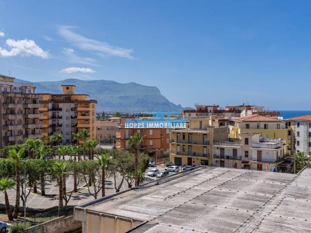 Appartamento in vendita a Capaci PA
