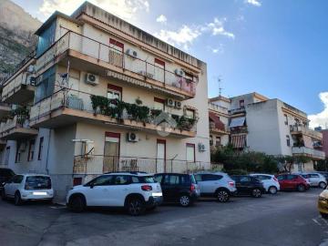 Appartamento in vendita a Capaci PA