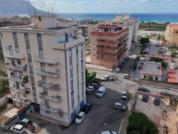 Appartamento in vendita a Capaci PA