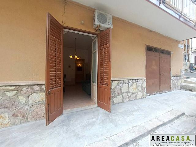 Appartamento in vendita a Capaci PA