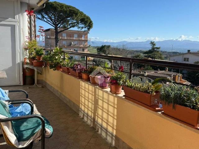 Appartamento in vendita a Capena RM