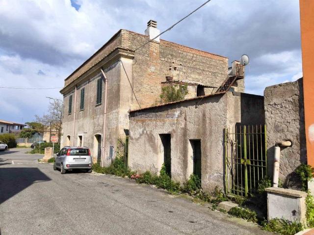 Appartamento in vendita a Capena RM