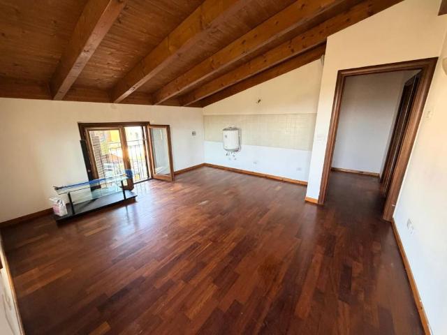 Appartamento in vendita a Cappelle sul Tavo PE