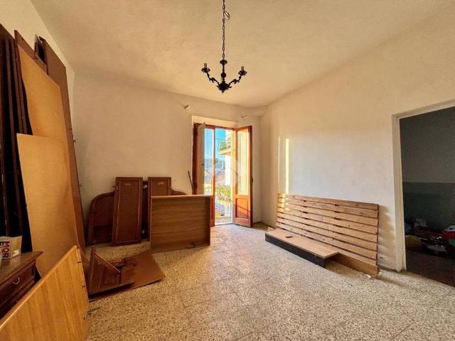Appartamento in vendita a Capraia e Limite FI
