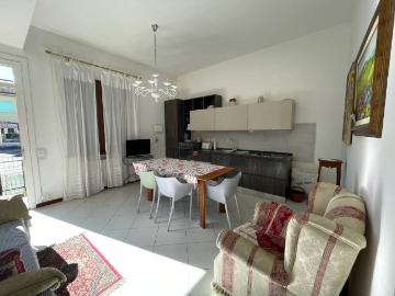 Appartamento in vendita a Capraia e Limite FI