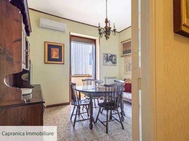 Appartamento in vendita a Capranica VT