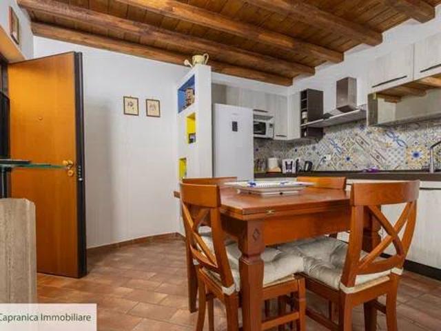 Appartamento in vendita a Capranica VT
