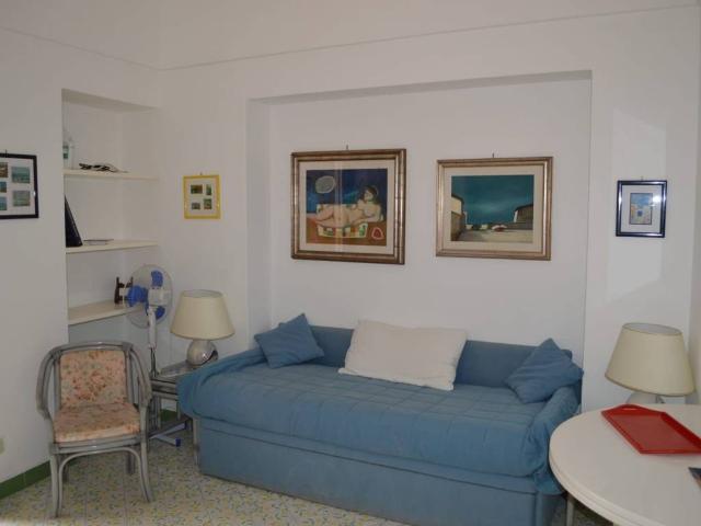 Appartamento in vendita a Capri NA