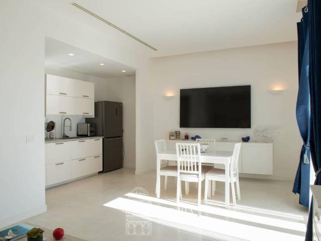 Appartamento in vendita a Capri NA