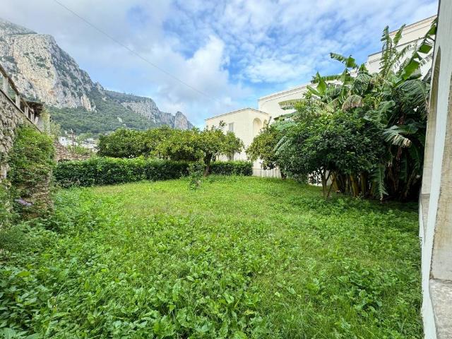 Appartamento in vendita a Capri NA