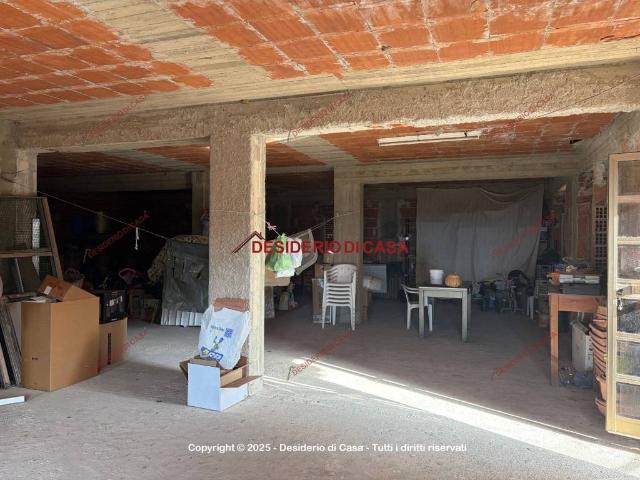 Appartamento in vendita a Capri Leone ME