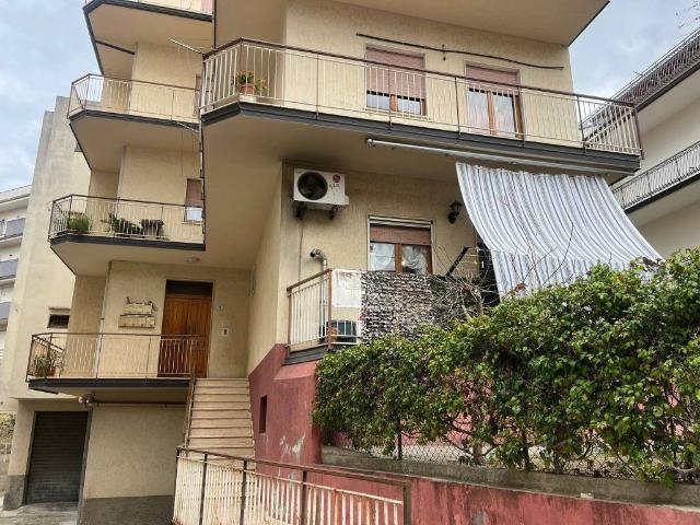 Appartamento in vendita a Capri Leone ME