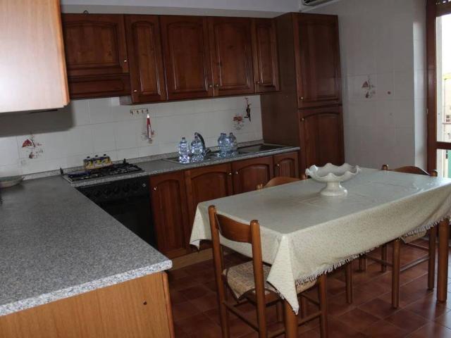 Appartamento in vendita a Capri Leone ME