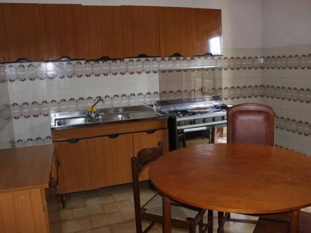 Appartamento in vendita a Capri Leone ME