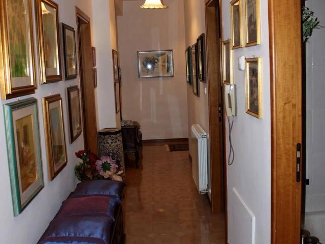 Appartamento in vendita a Capri Leone ME