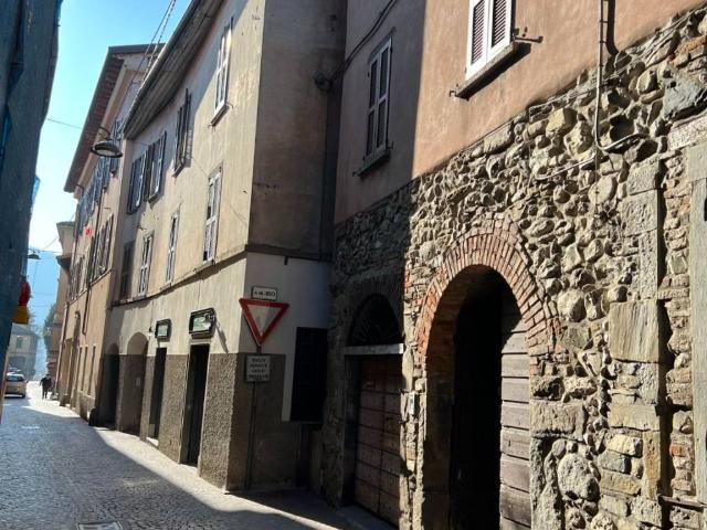 Appartamento in vendita a Caprino Bergamasco BG