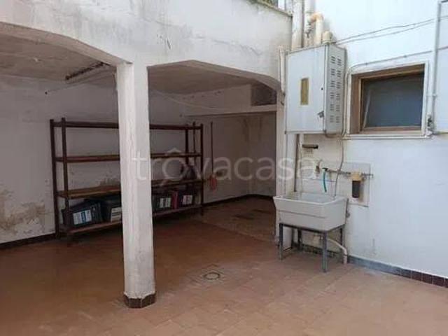 Appartamento in vendita a Carmiano via p. Di Savoia, 46