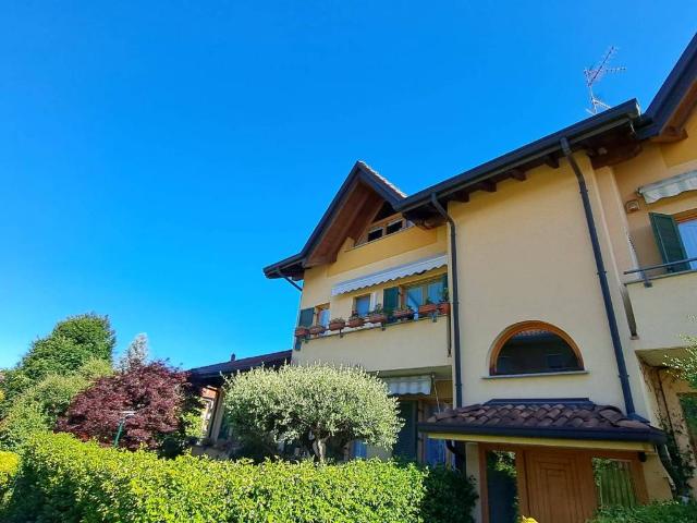 Appartamento in vendita a Carnago VA