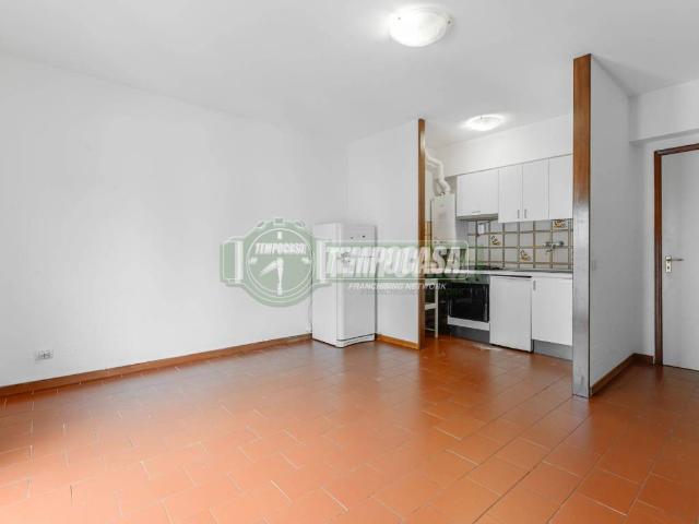 Appartamento in vendita a Carnate MB