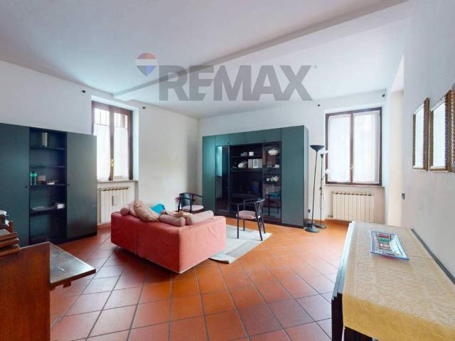 Appartamento in vendita a Carnate MB
