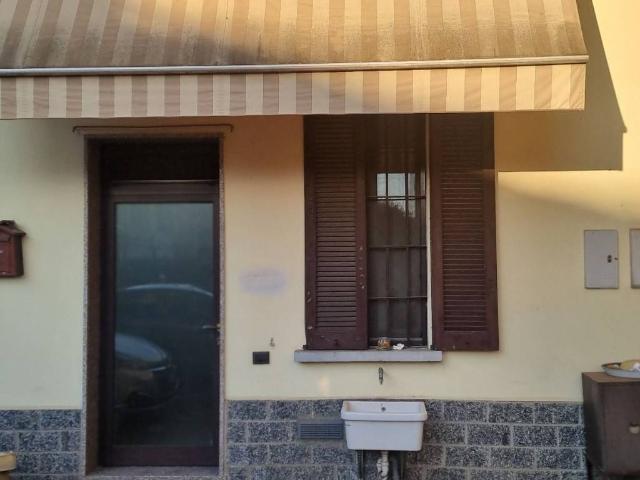 Appartamento in vendita a Carnate MB