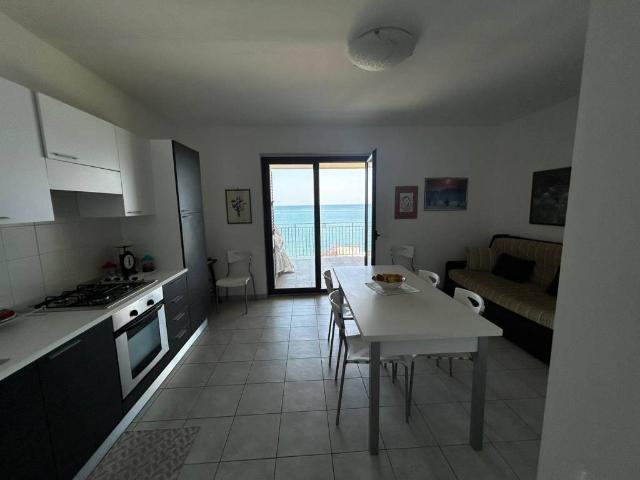 Appartamento in vendita a Caronia ME