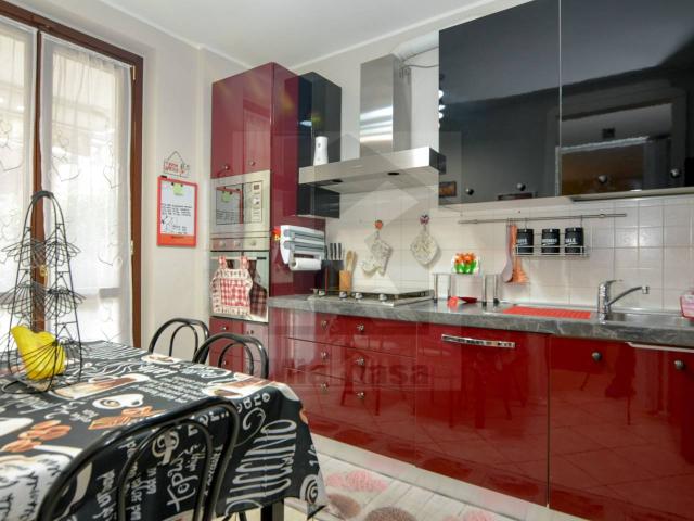 Appartamento in vendita a Caronno Pertusella