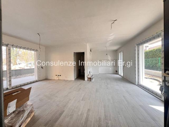 Appartamento in vendita a Caronno Pertusella VA
