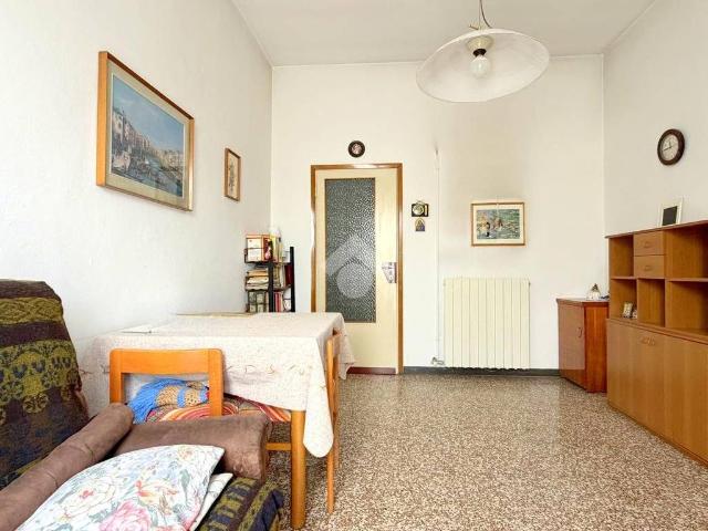 Appartamento in vendita a Caronno Pertusella VA