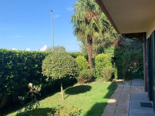 Appartamento in vendita a Caronno Pertusella VA