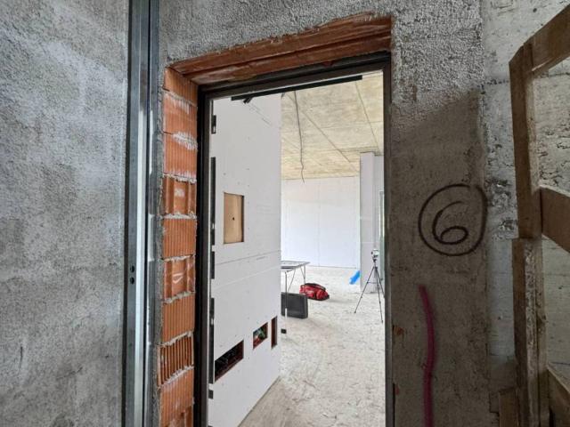 Appartamento in vendita a Caronno Pertusella VA