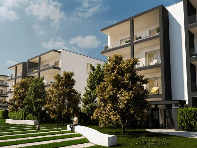 Appartamento in vendita a Caronno Pertusella VA
