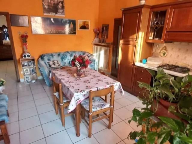 Appartamento in vendita a Caronno Varesino VA