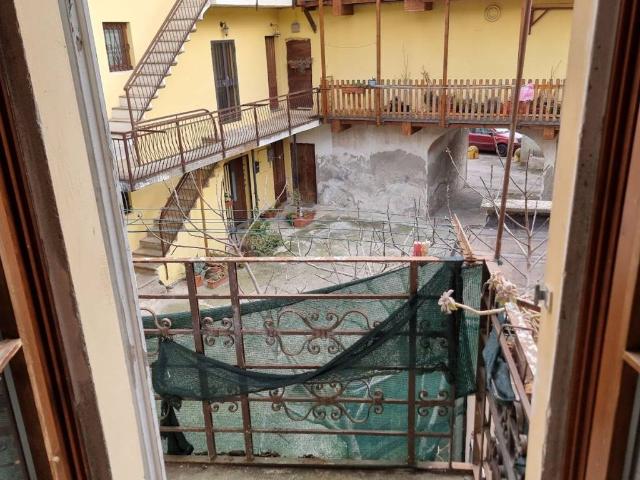 Appartamento in vendita a Caronno Varesino VA