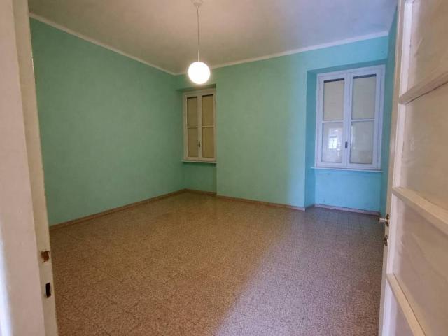 Appartamento in vendita a Caronno Varesino VA