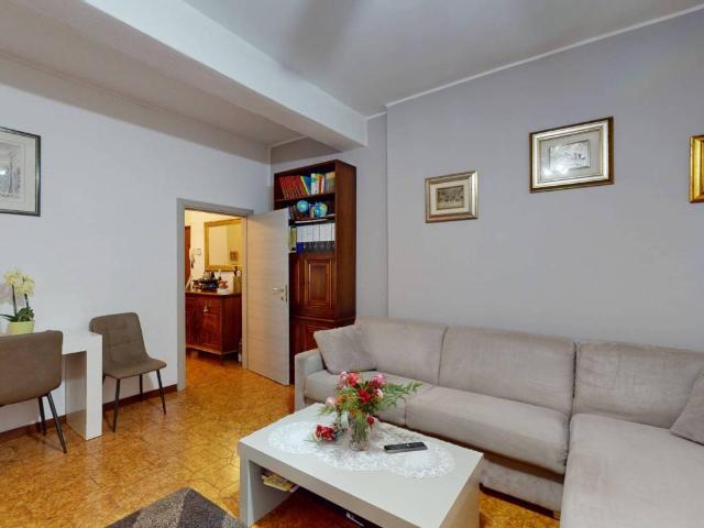 Appartamento in vendita a Carate Brianza MB