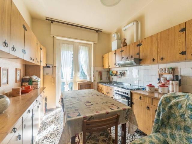 Appartamento in vendita a Carate Brianza MB