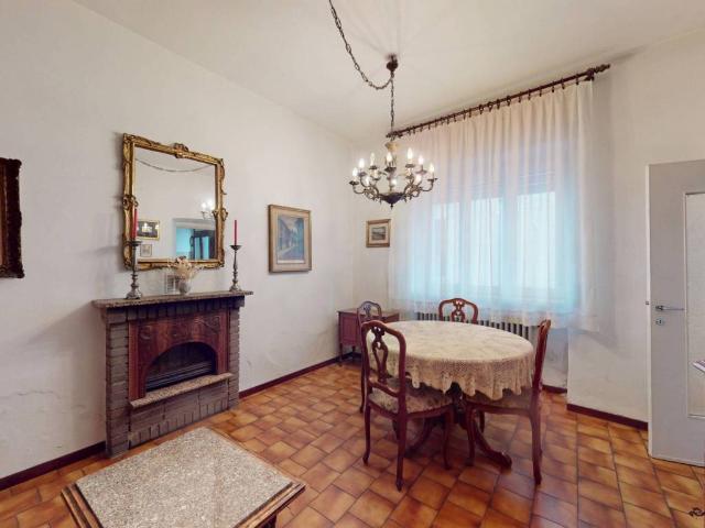 Appartamento in vendita a Carate Brianza MB