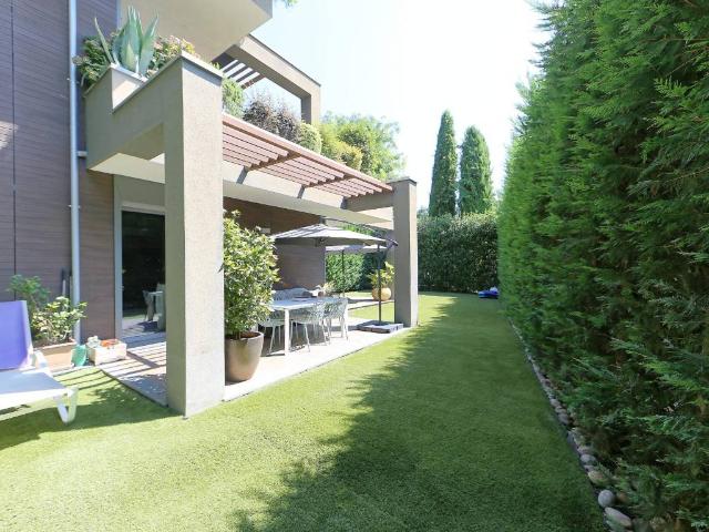 Appartamento in vendita a Carate Brianza MB