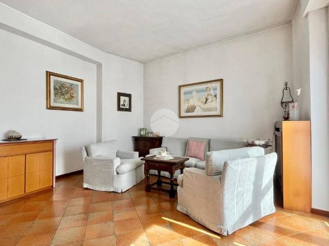 Appartamento in vendita a Carate Brianza MB