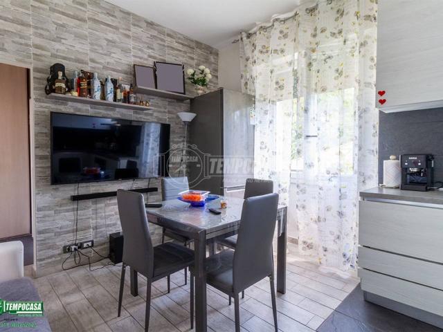 Appartamento in vendita a Carate Brianza