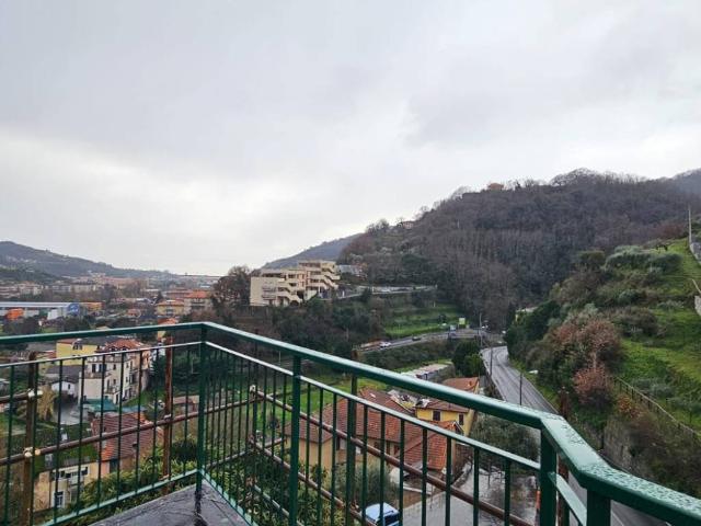 Appartamento in vendita a Carasco GE