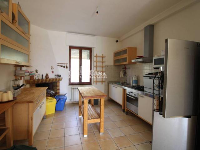 Appartamento in vendita a Carassai AP