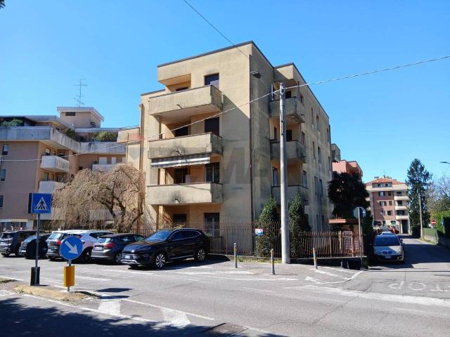 Appartamento in vendita a Cardano Al Campo