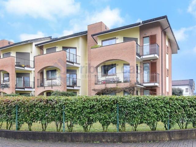 Appartamento in vendita a Carimate CO