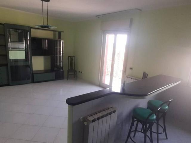 Appartamento in vendita a Carini PA