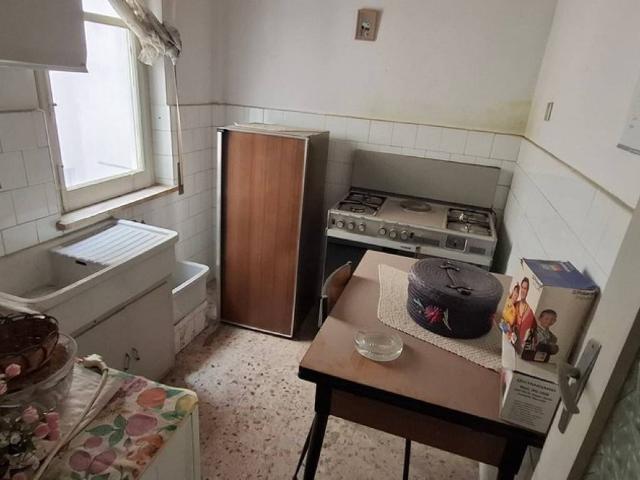 Appartamento in vendita a Carini PA