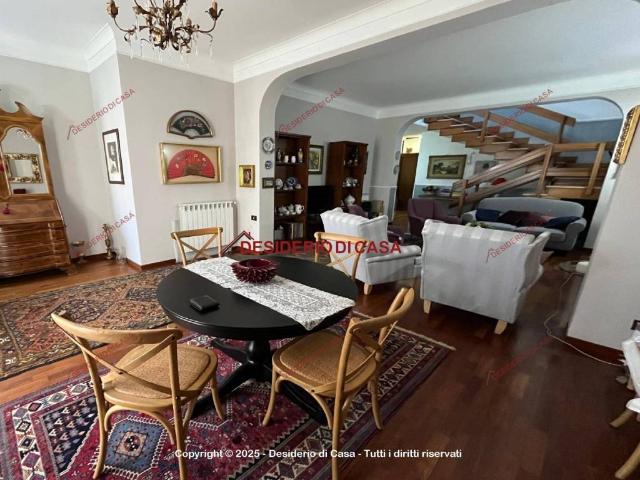 Appartamento in vendita a Carini PA