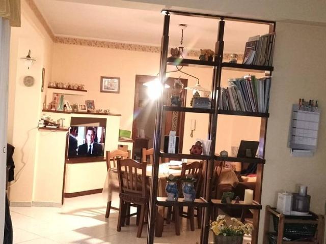Appartamento in vendita a Carini PA
