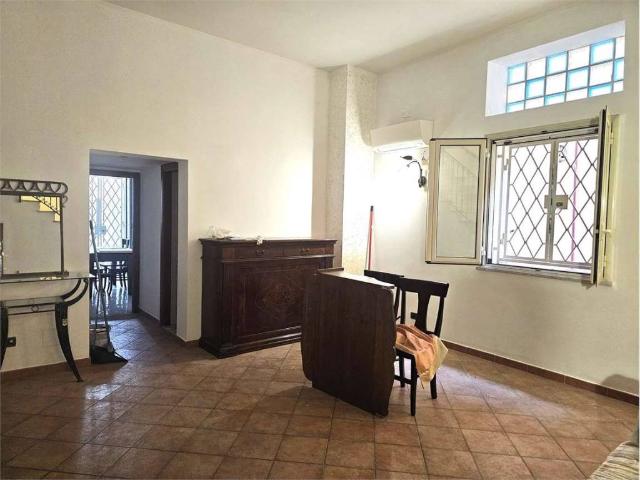 Appartamento in vendita a Carini PA